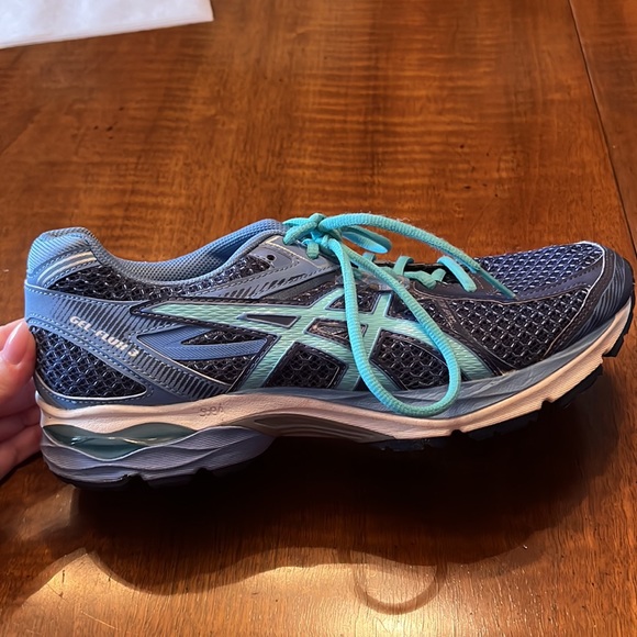 Asics Running Shoes - Picture 3 of 12